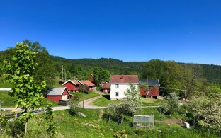 Tunet på Kjelsaas gård, en av de mange gårdene som sammen med herregården på Bogstad inngår i Sørkedalen utvalgte kulturlandskap. Foto Ragnhild Hoel, Riksantikvaren