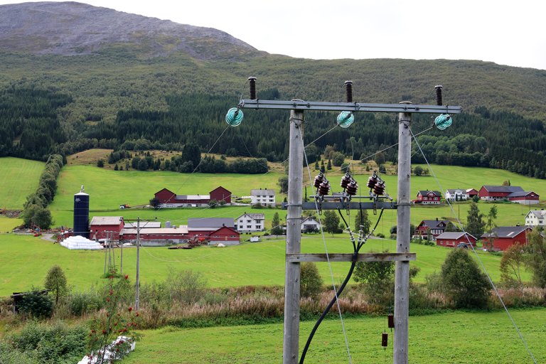 Strømledning_Emdalen_Stranda_Møre-og-Romsdal Foto Oskar Puschman