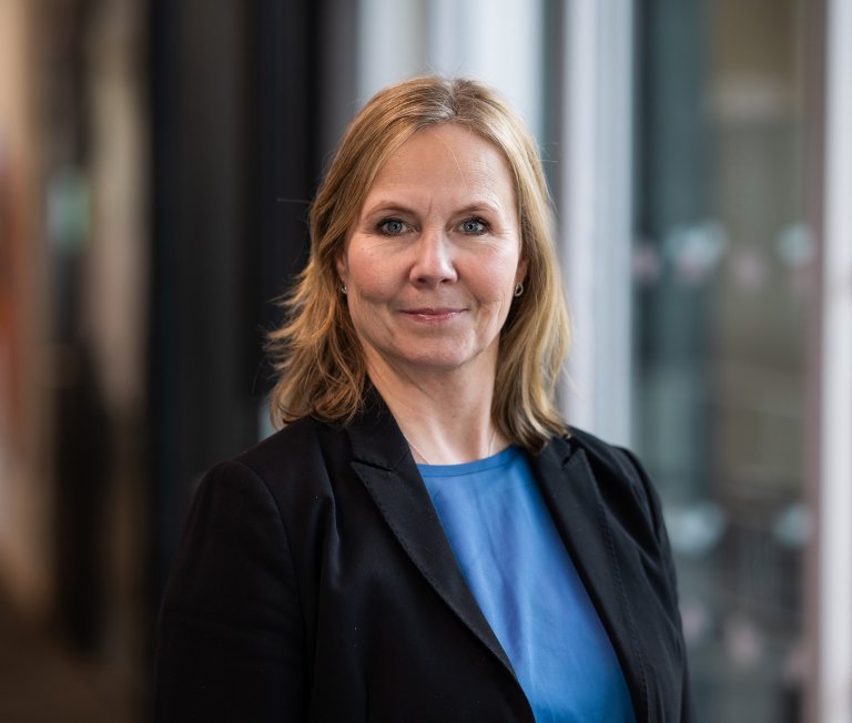 Bilde viser Birgitte Yttri, direktør i Avdeling digitalisering og organisasjon